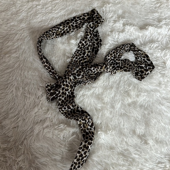 Voir Voir Sleeveless Fit and Flare Dress- Animal Print - Picture 5 of 15